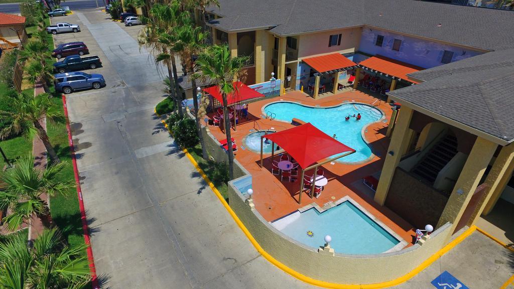 Ramada By Wyndham & Suites South Padre Island Eksteriør billede